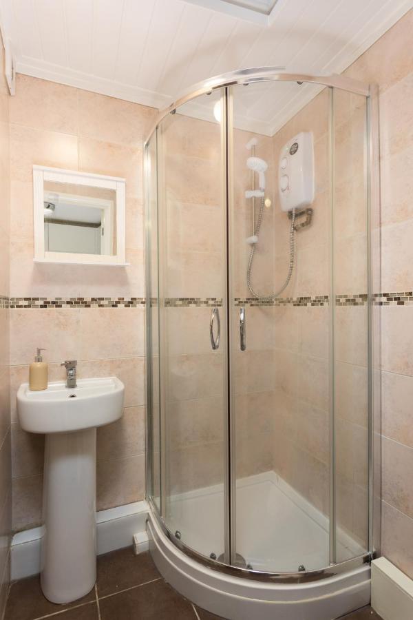 Cumberland Villa York Bagian luar foto